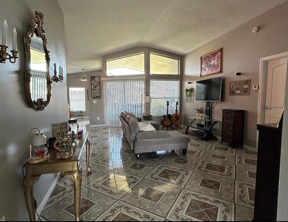 3213 WOODRUFF DRIVE