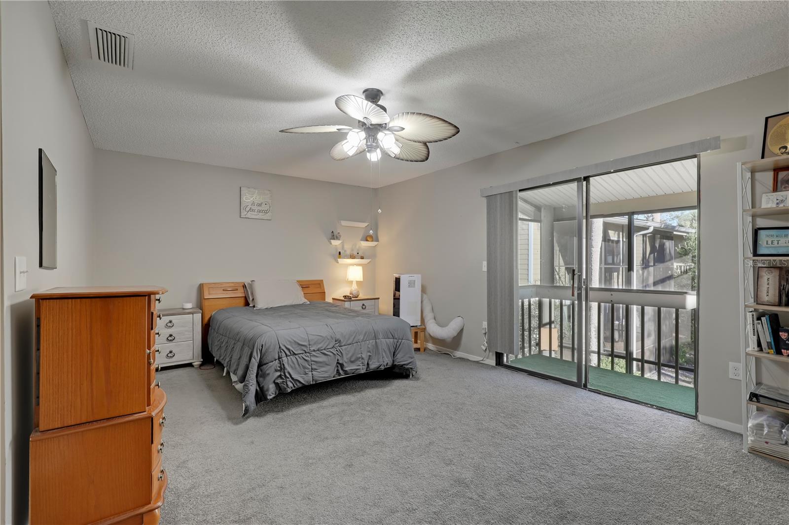 LOS LAGOS CONDO - Residential