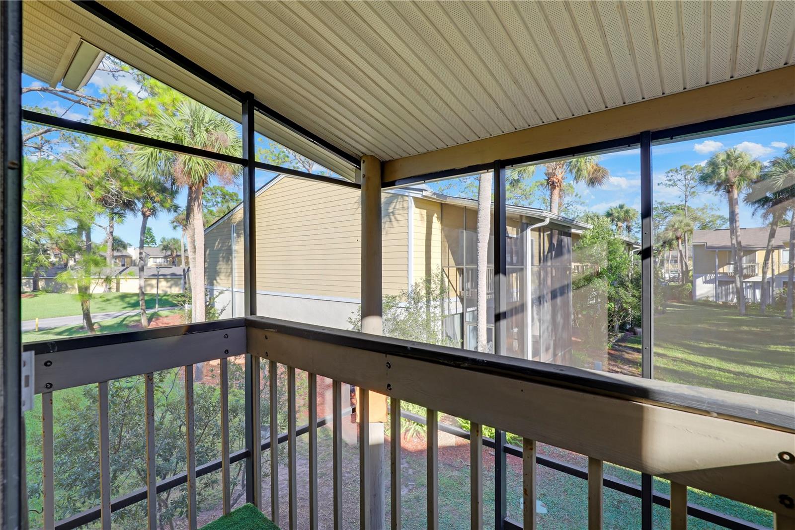 LOS LAGOS CONDO - Residential