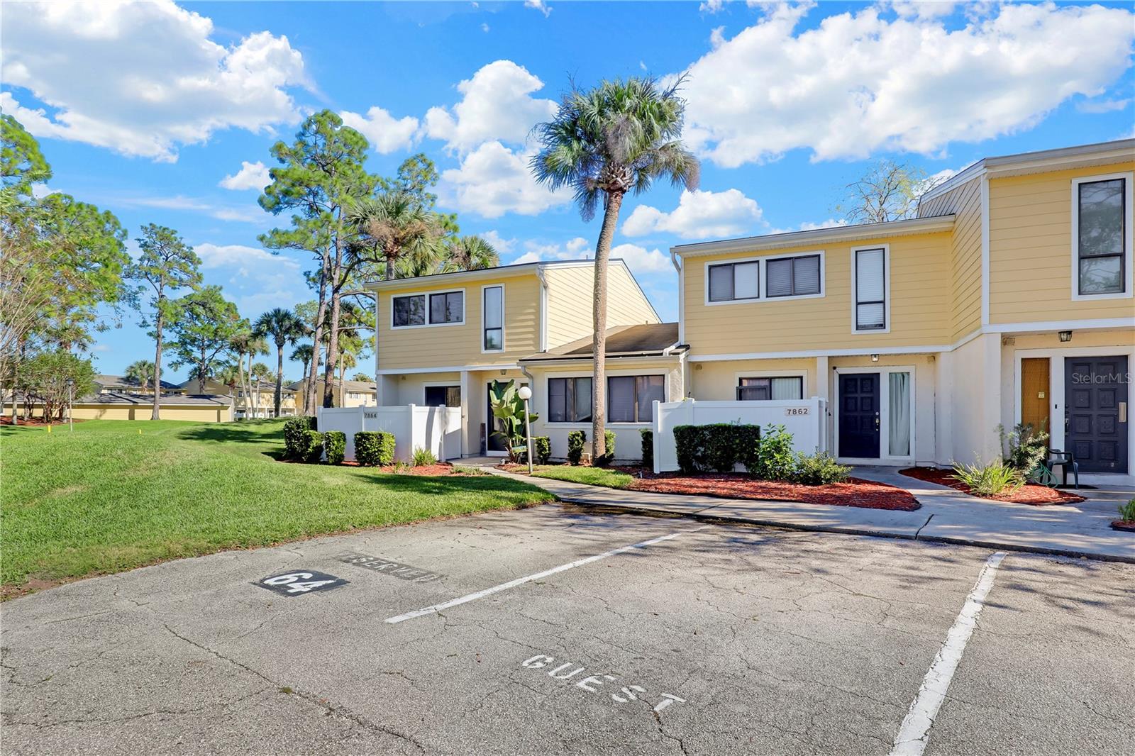 LOS LAGOS CONDO - Residential