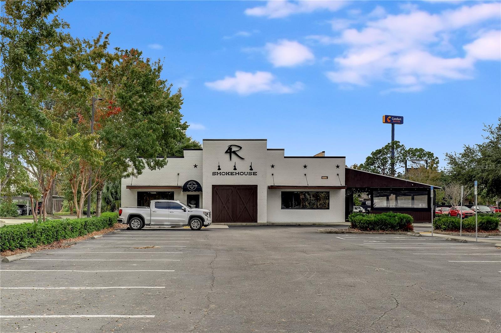 LOS LAGOS CONDO - Residential