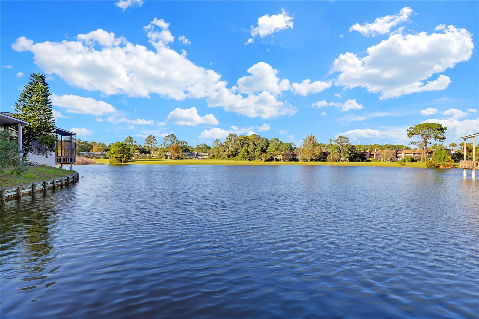 LOS LAGOS CONDO - Residential