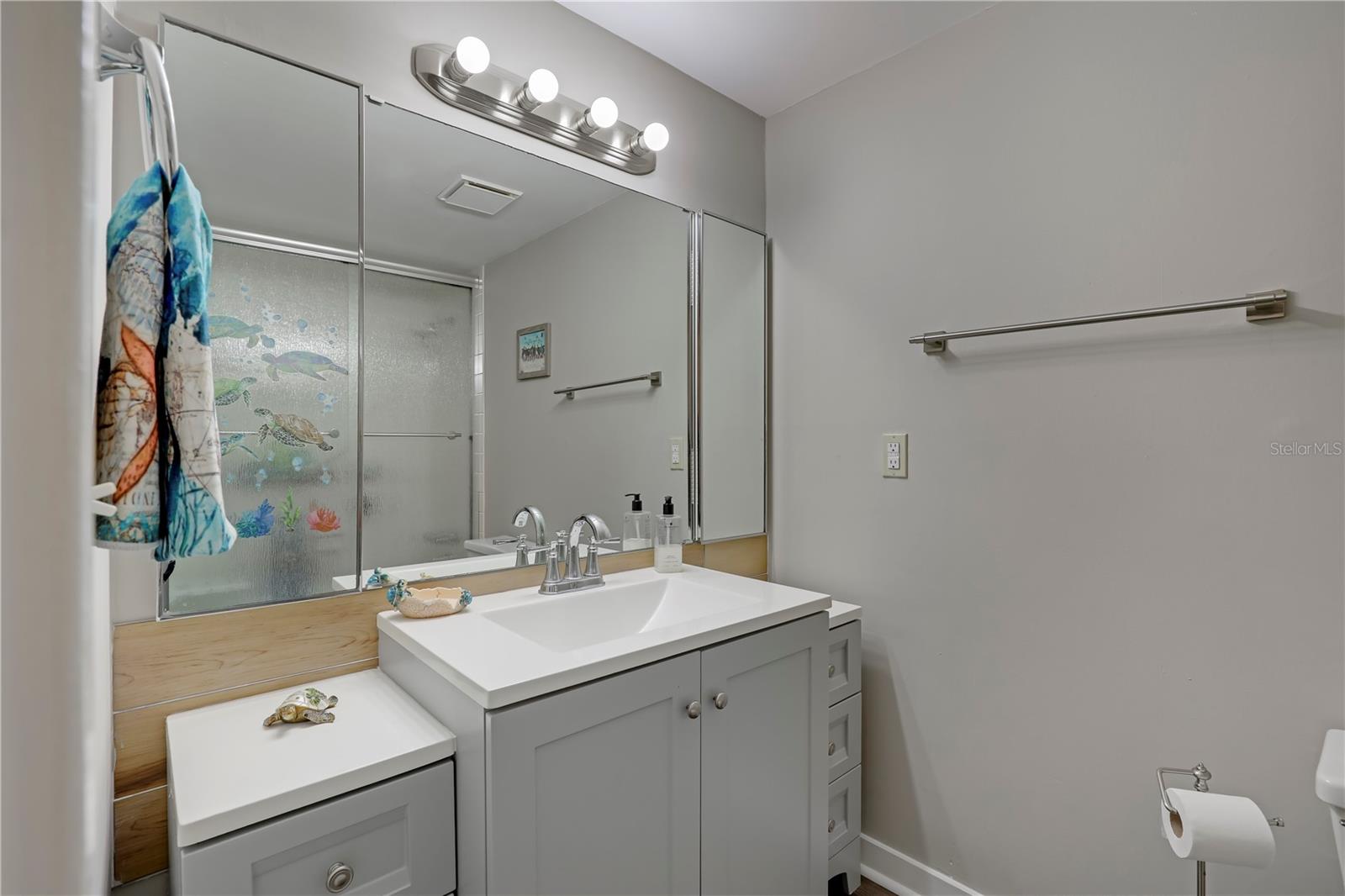 LOS LAGOS CONDO - Residential