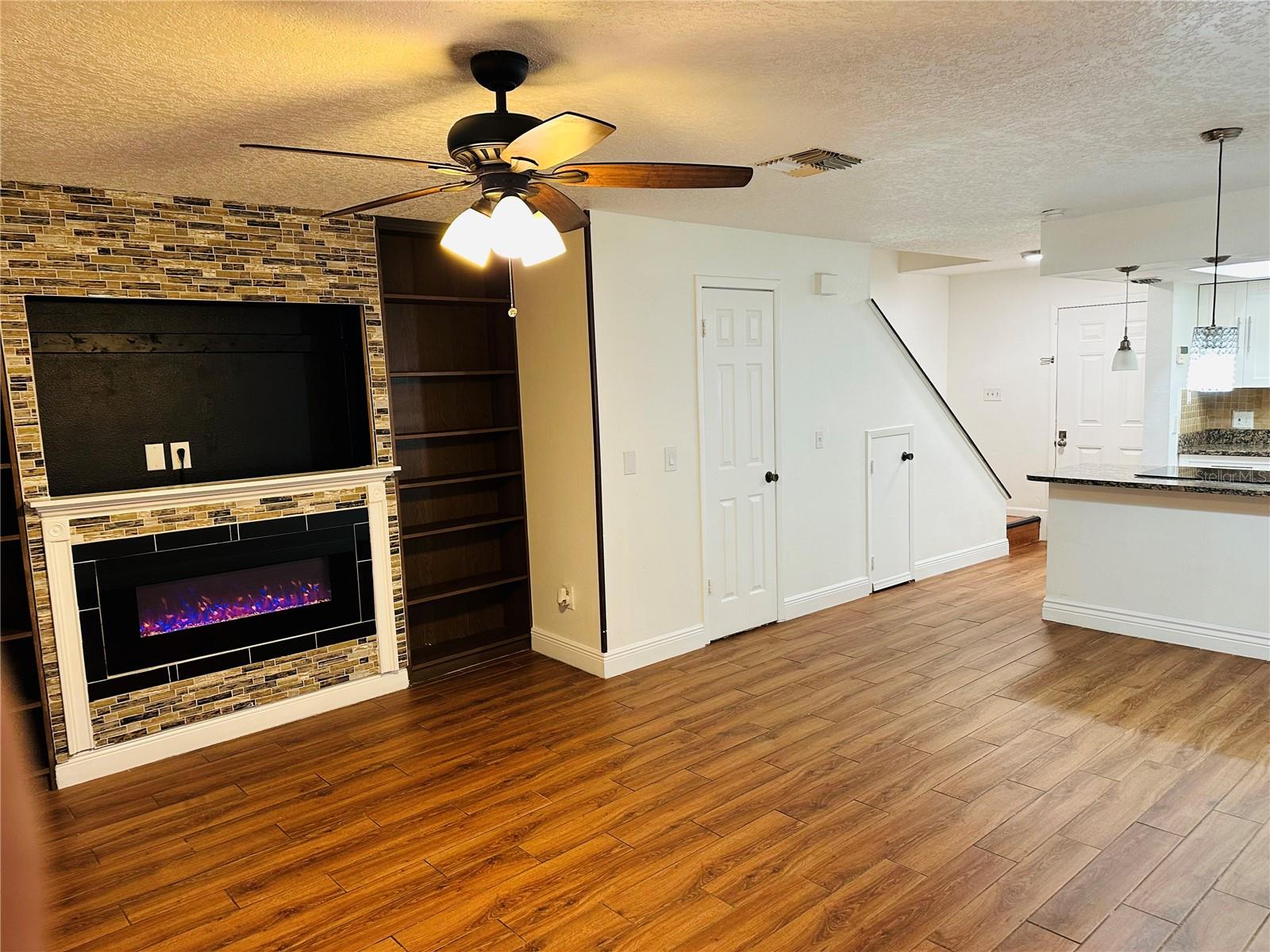 KIRBY CREEK - Residential