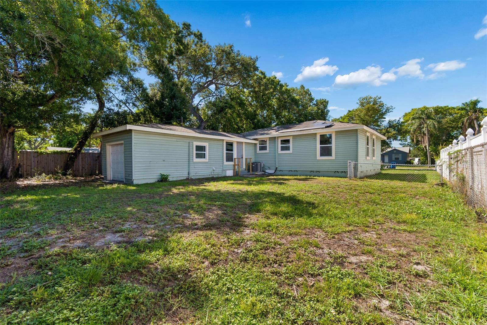 FAIRMOUNT PARK - Residential