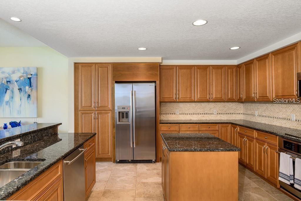 RIVIERA DUNES - Residential