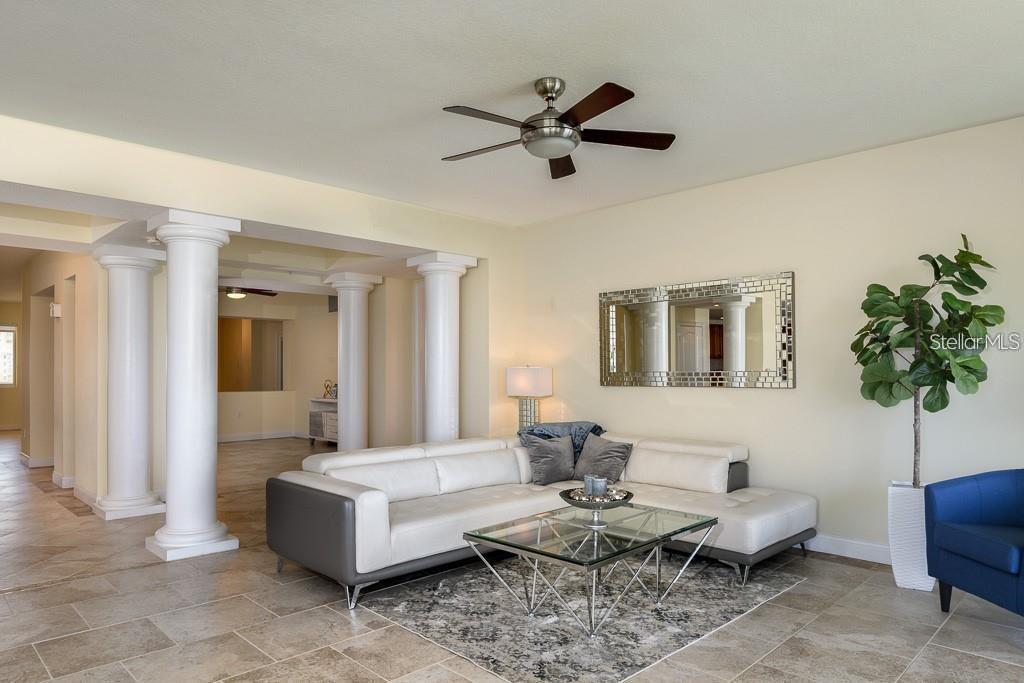 611 RIVIERA DUNES WAY 604