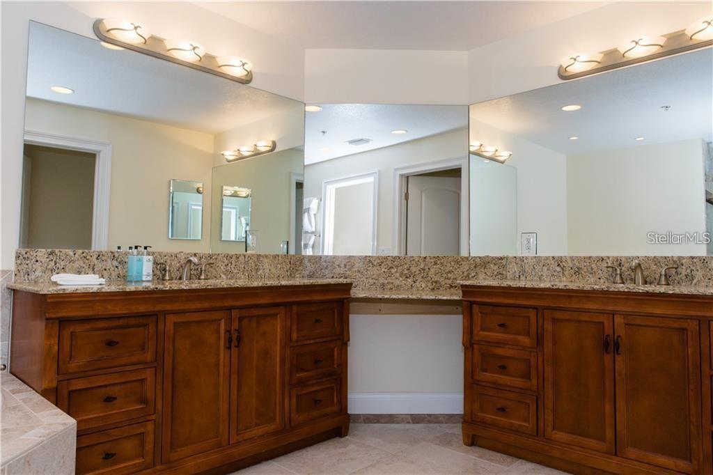 RIVIERA DUNES - Residential