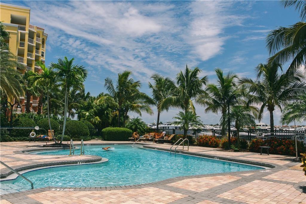 RIVIERA DUNES - Residential