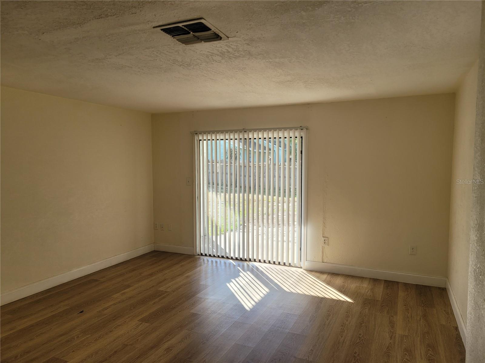 DOVEHILL - Residential Lease