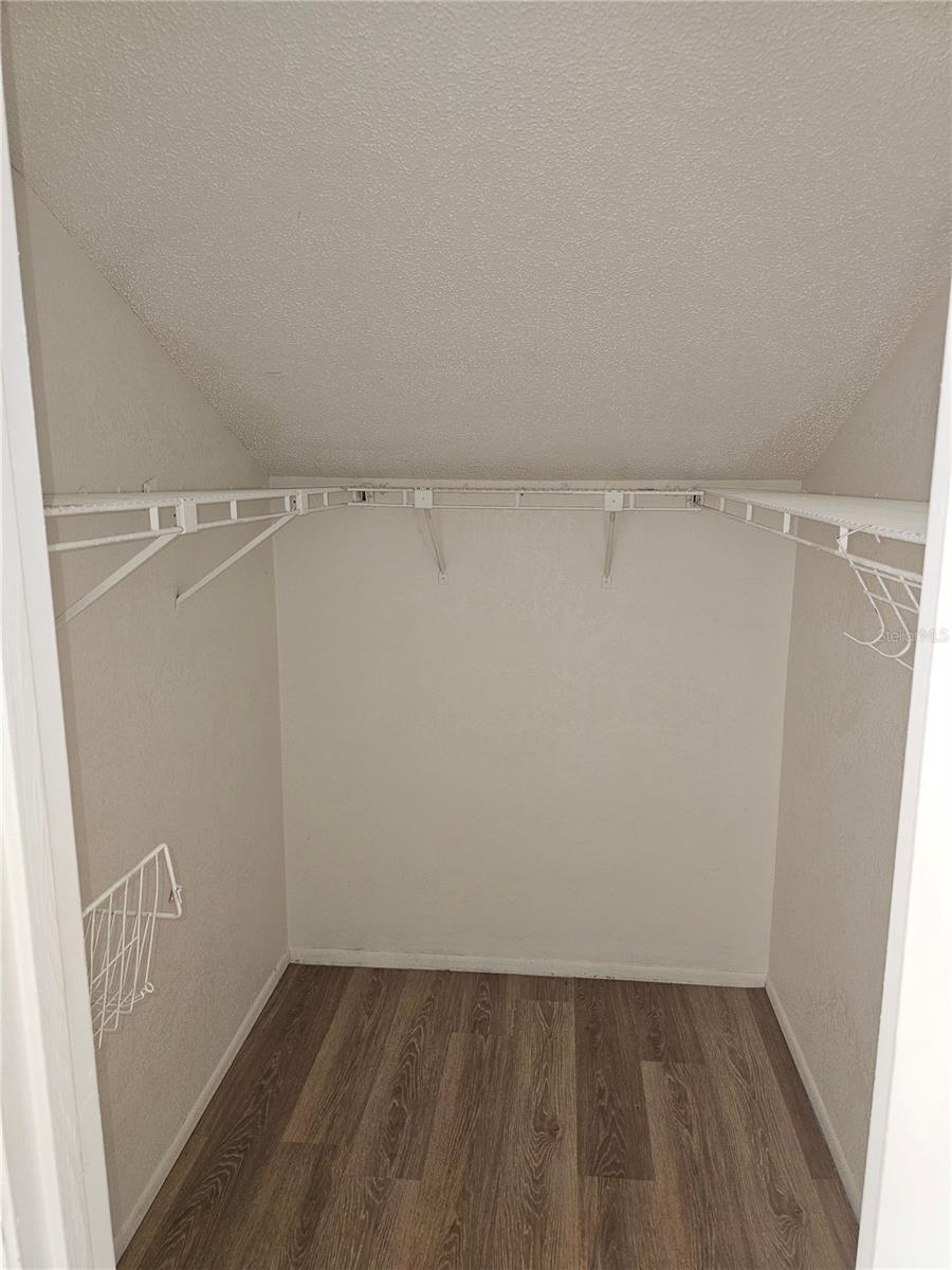 DOVEHILL - Residential Lease