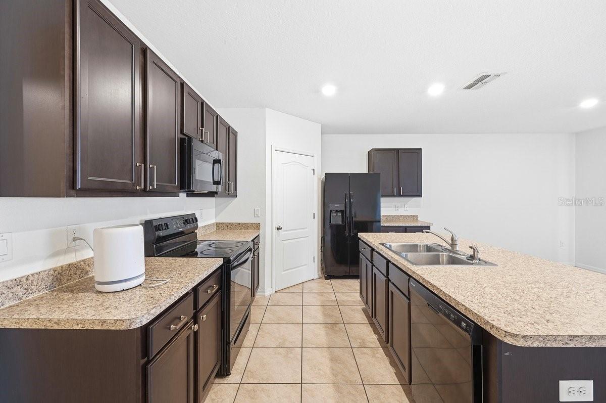 COVENTRY COVE PH II - Residential