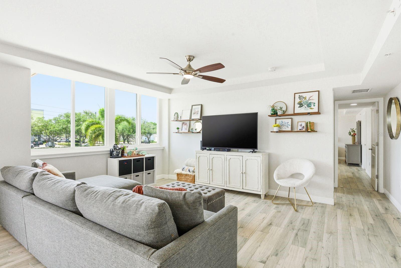 ISLAND WAY TOWERS CONDO - Residential
