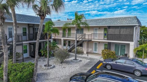 Photo of 612 Guild Drive #23, Venice, FL 34285 (MLS # N6141547)