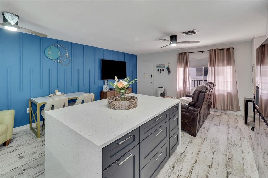 Photo of 612 Guild Drive #23, Venice, FL 34285 (MLS # N6141547)