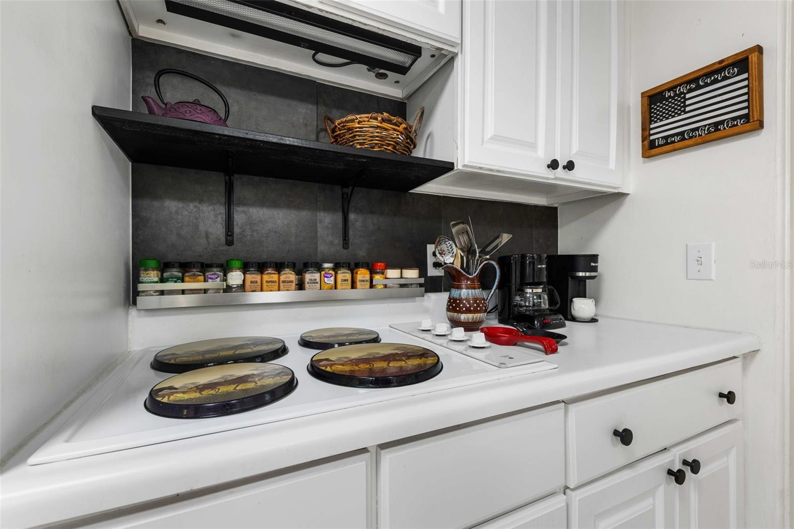 WOODMERE - Residential