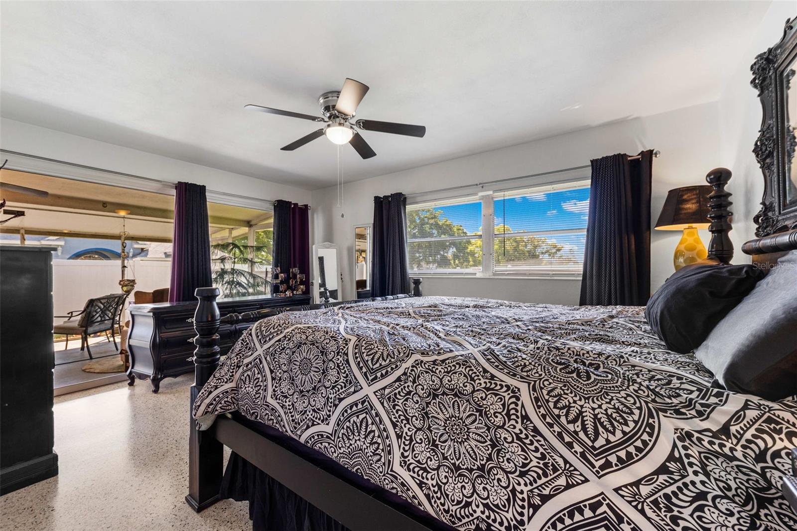 WOODMERE - Residential