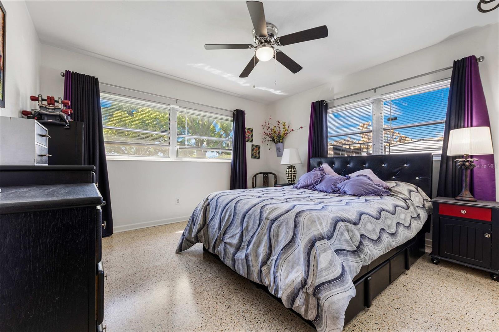 WOODMERE - Residential