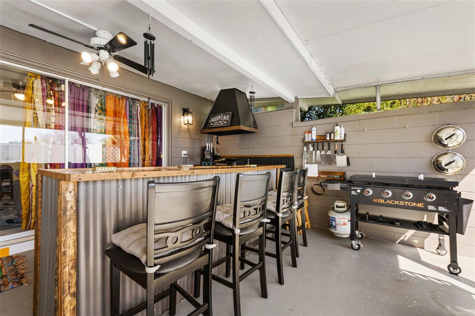 WOODMERE - Residential