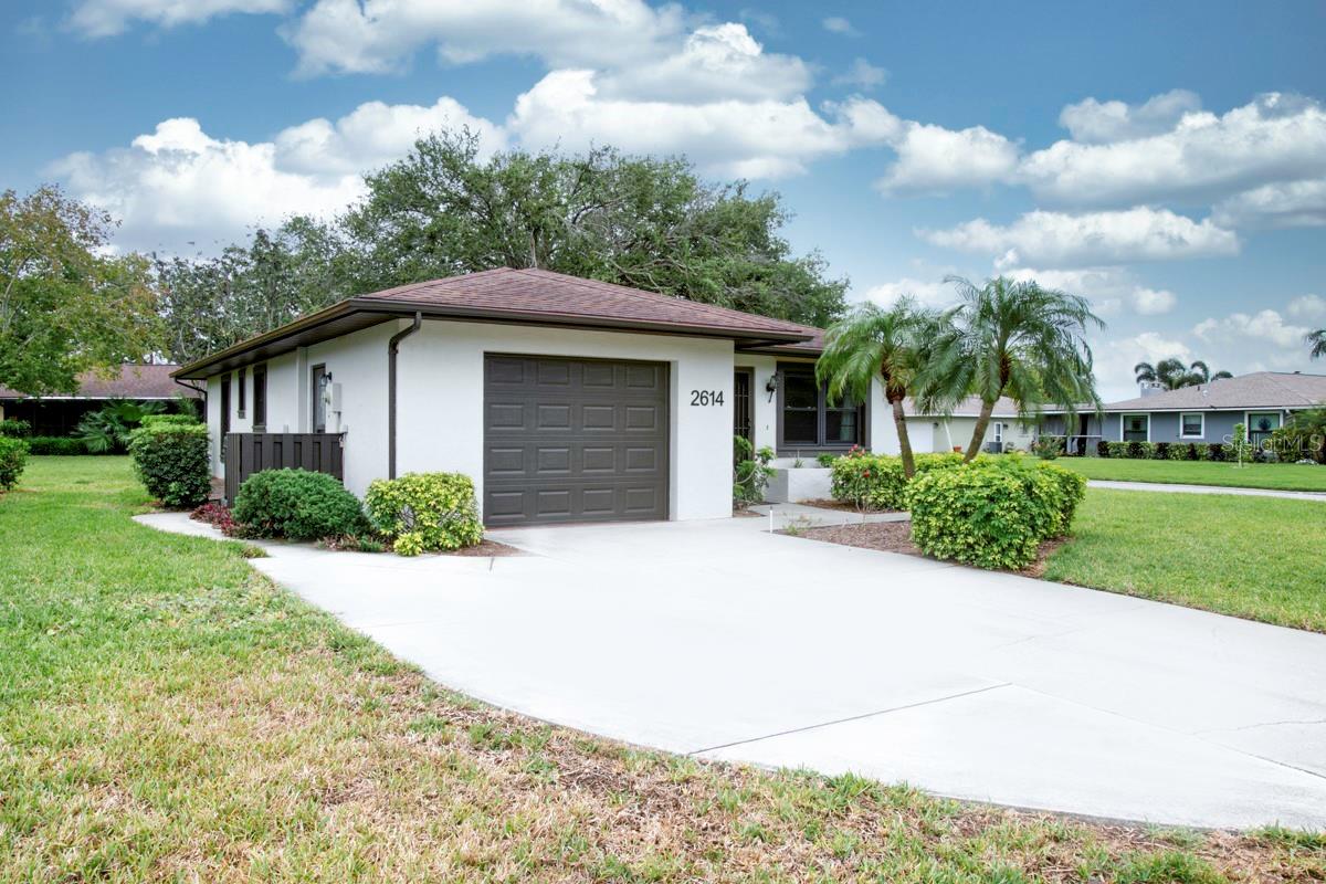 CAMBRIDGE VILLAGE WEST - Residential