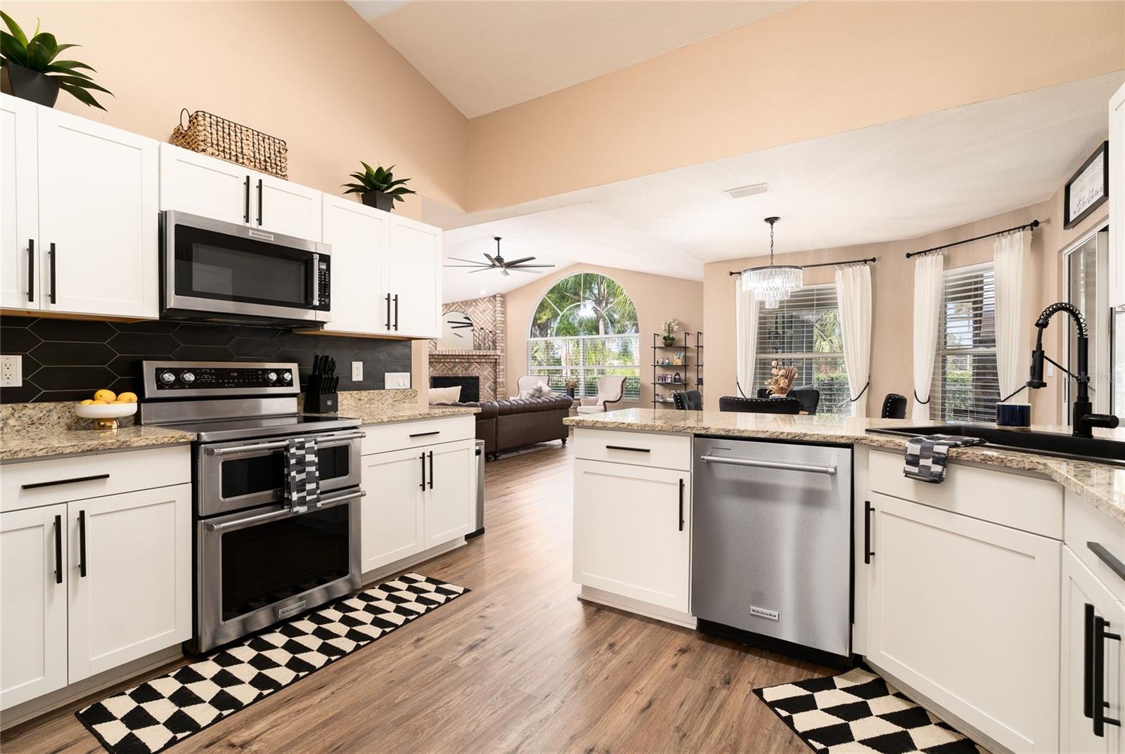 PELICAN BAY PH 06 UNIT 02 - Residential