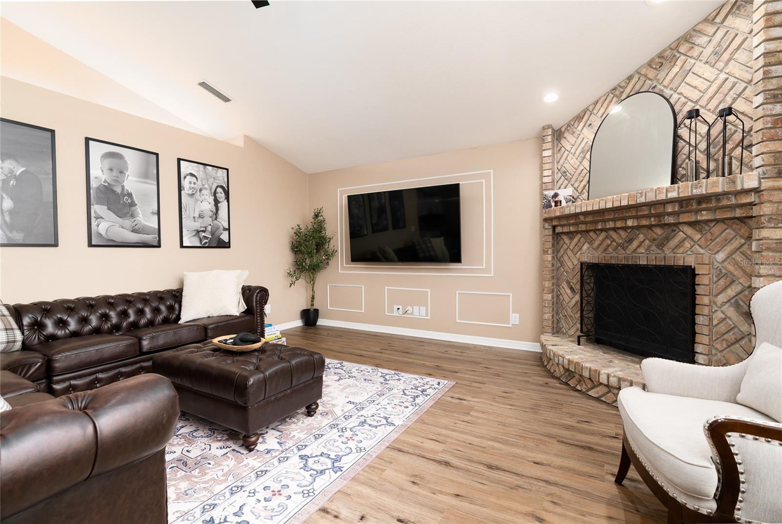 PELICAN BAY PH 06 UNIT 02 - Residential