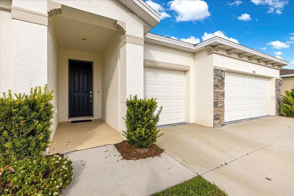 Photo of 5851 SW 85th Place, Ocala, FL 34476 (MLS # OM714778)