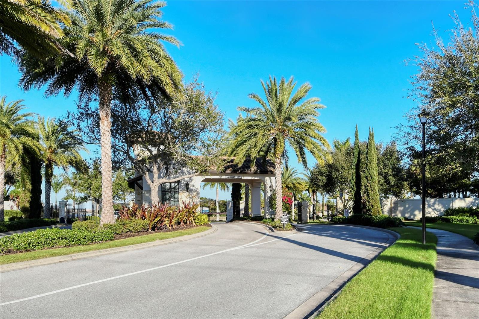 TOSCANA ISLES UN 1 - Residential