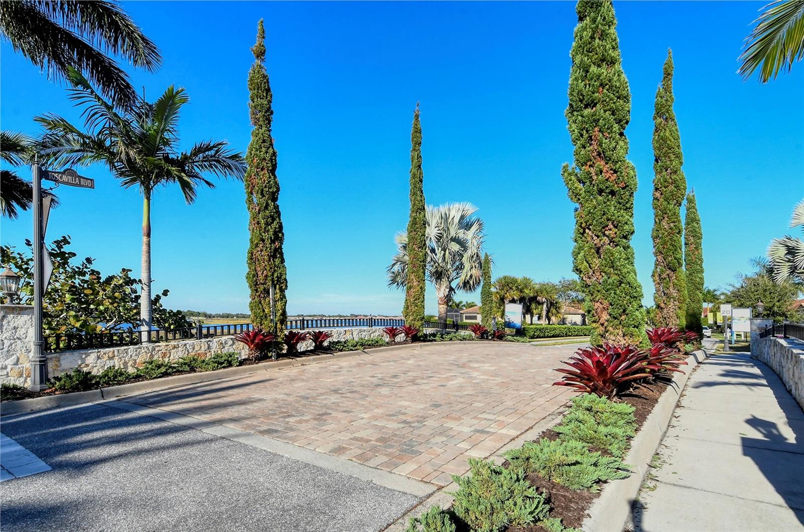 TOSCANA ISLES UN 1 - Residential