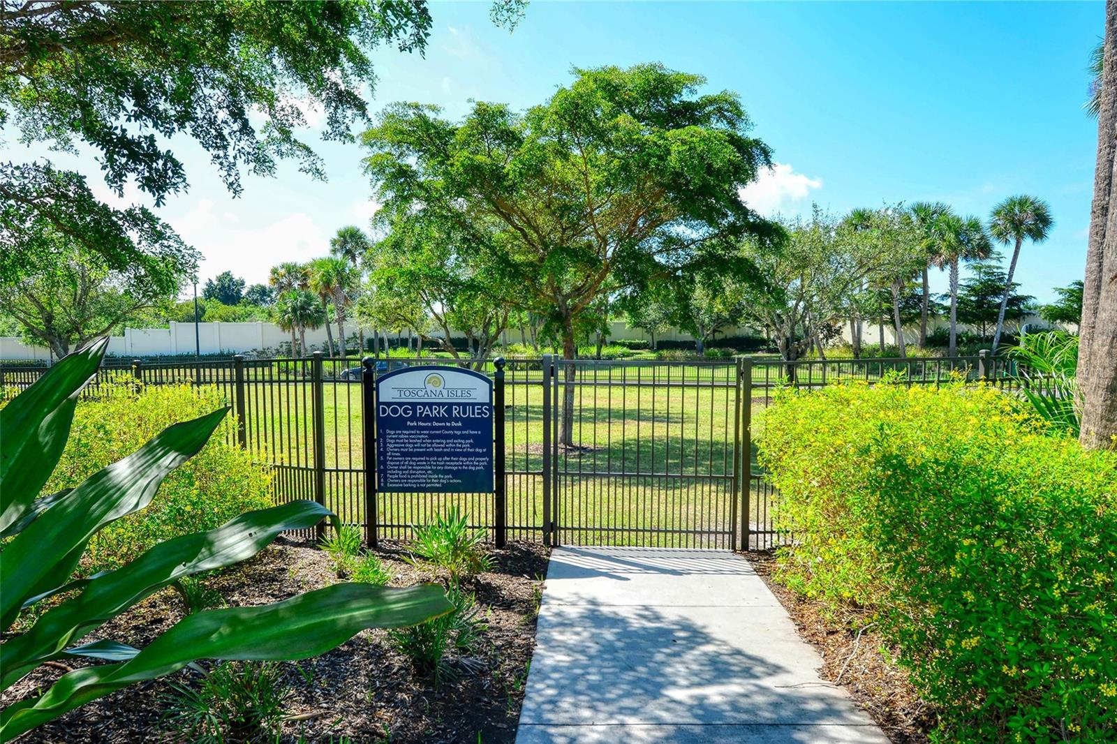 TOSCANA ISLES UN 1 - Residential