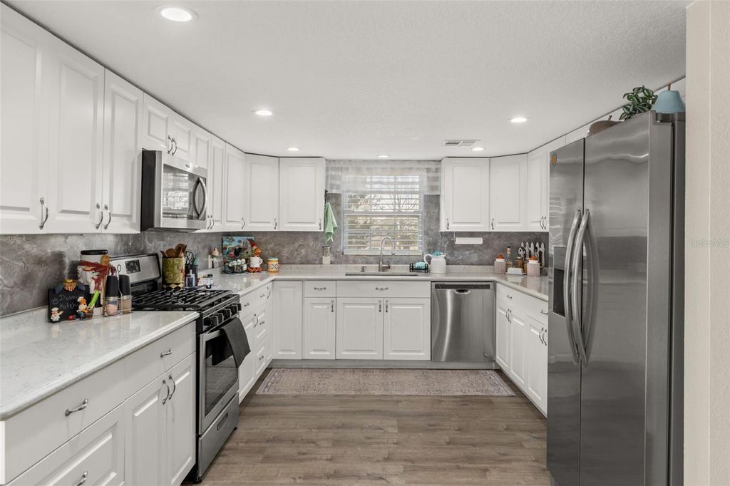 Photo of 20406 Peachtree Lane, Dade City, FL 33523 (MLS # W7882404)