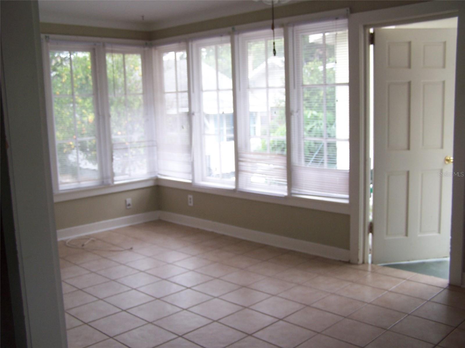 JACKSONS - Residential Income