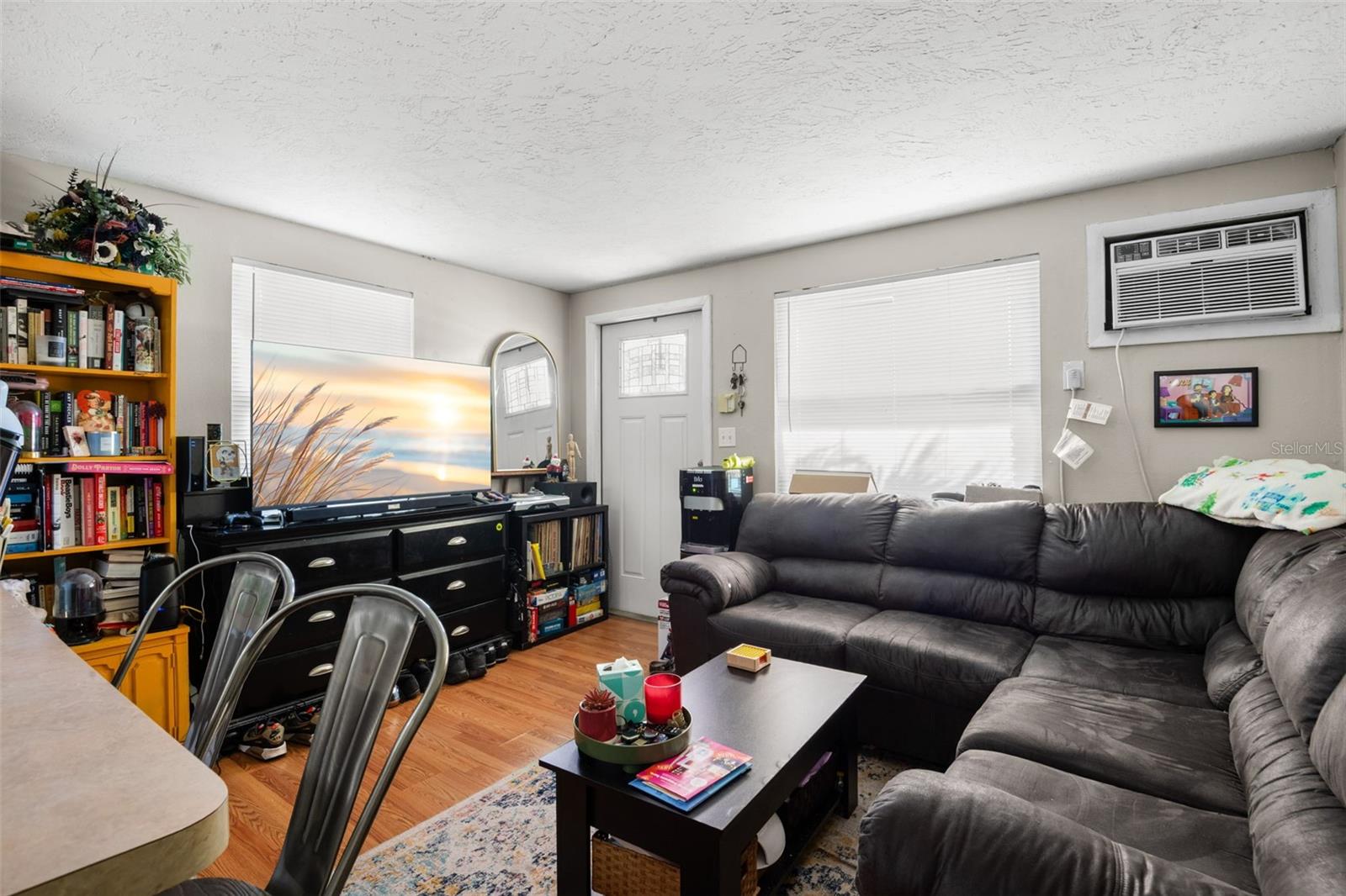 JACKSONS - Residential Income