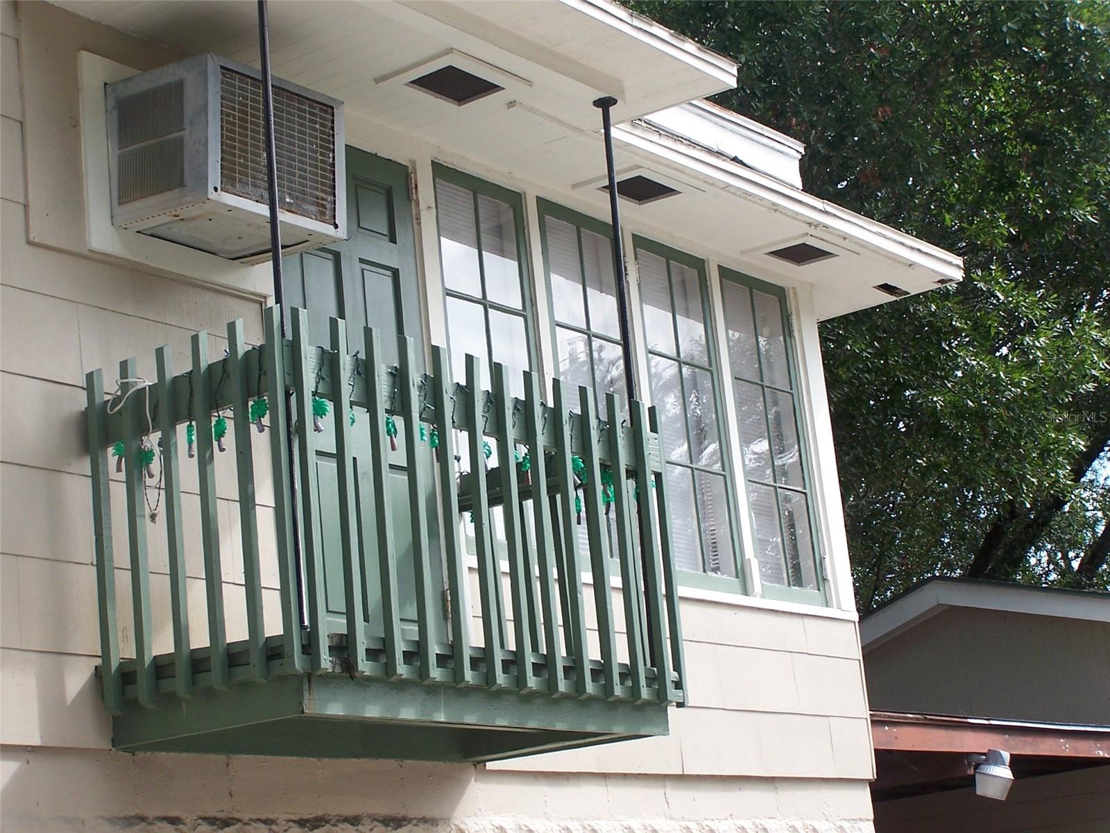 JACKSONS - Residential Income