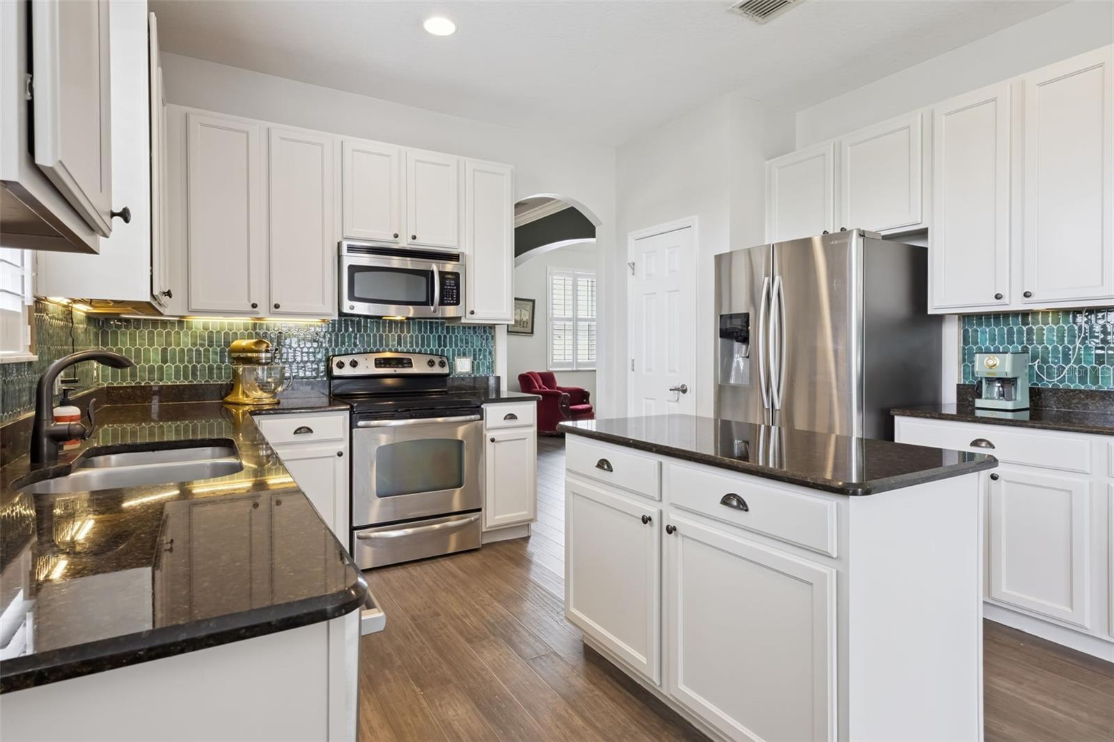 GREATER LAKES PH 01 - Residential