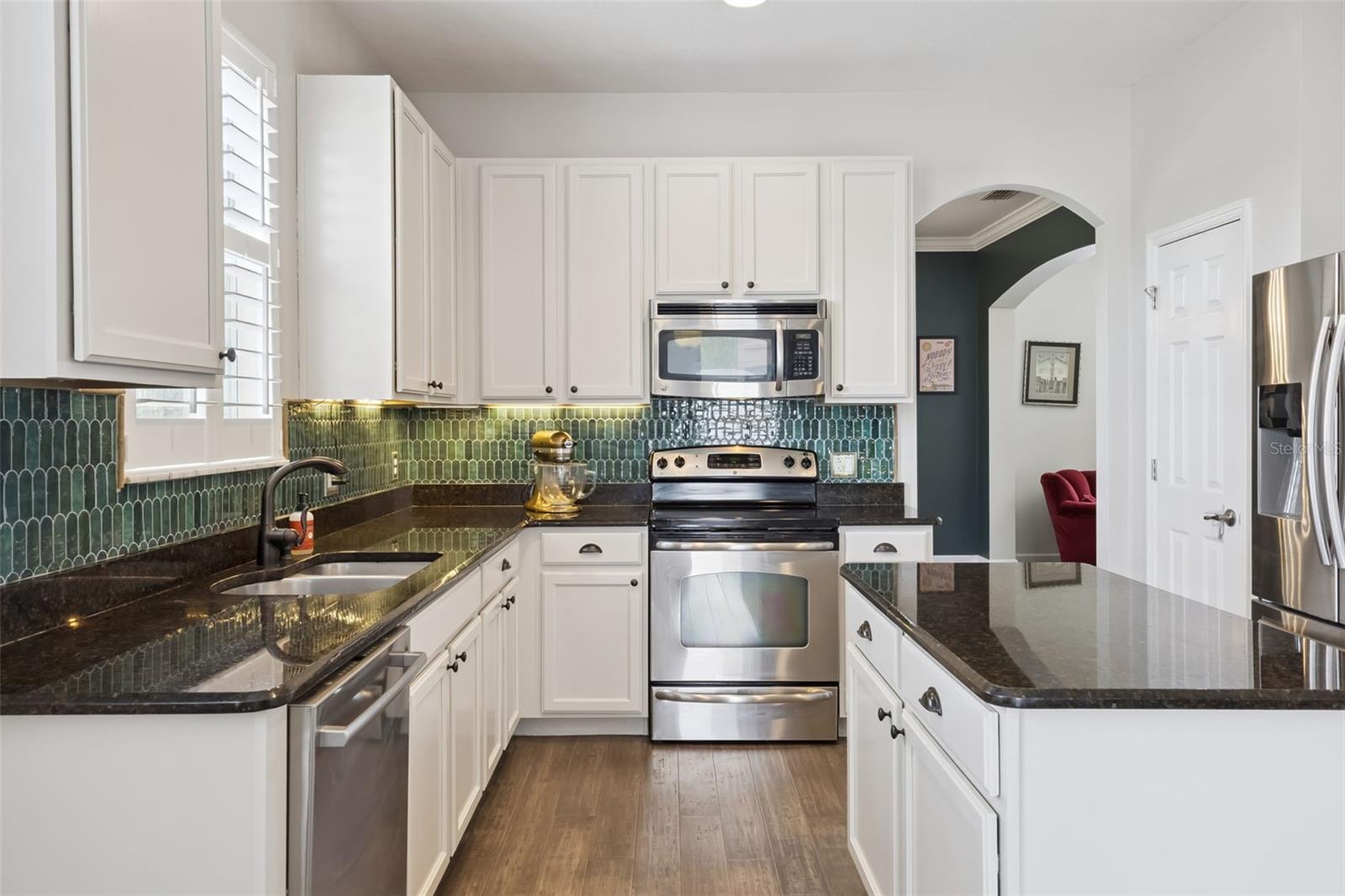 GREATER LAKES PH 01 - Residential