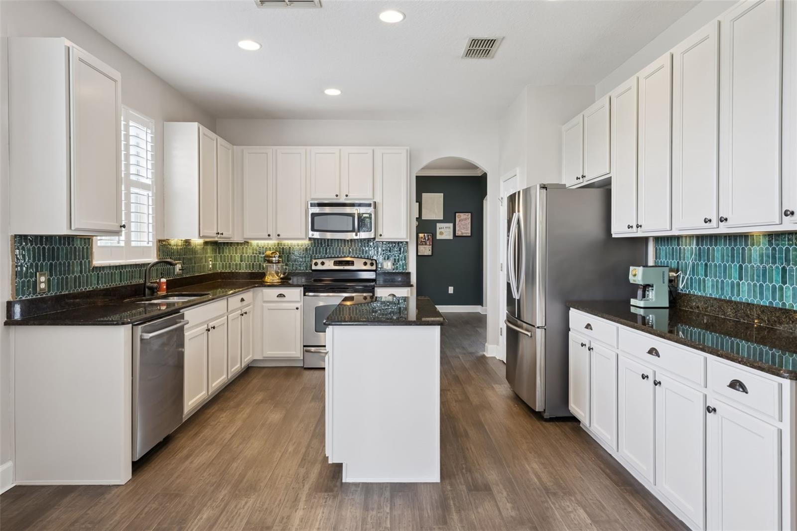 GREATER LAKES PH 01 - Residential