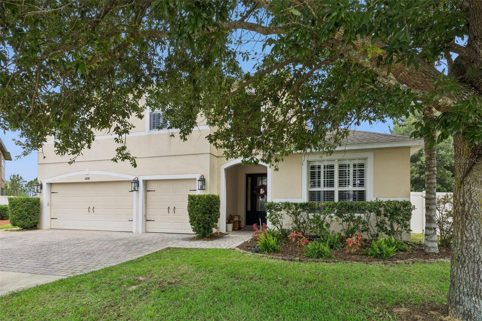 GREATER LAKES PH 01 - Residential