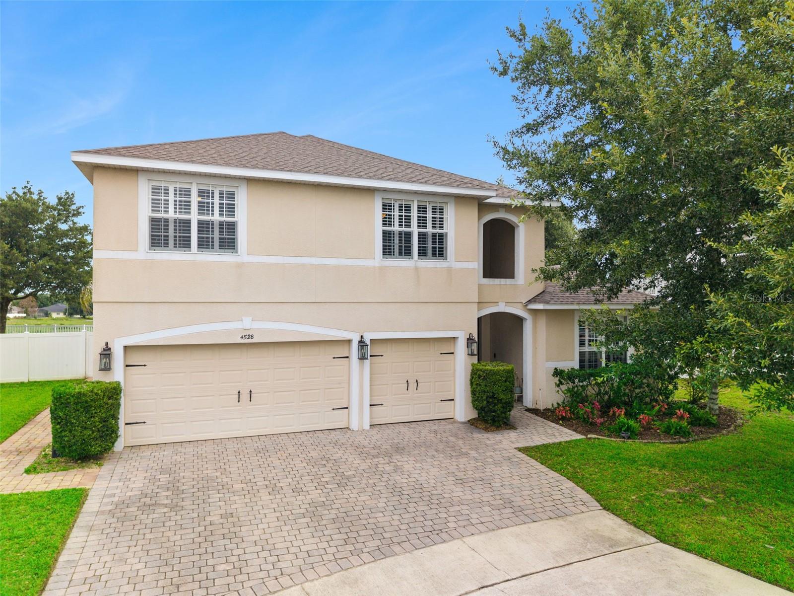 GREATER LAKES PH 01 - Residential