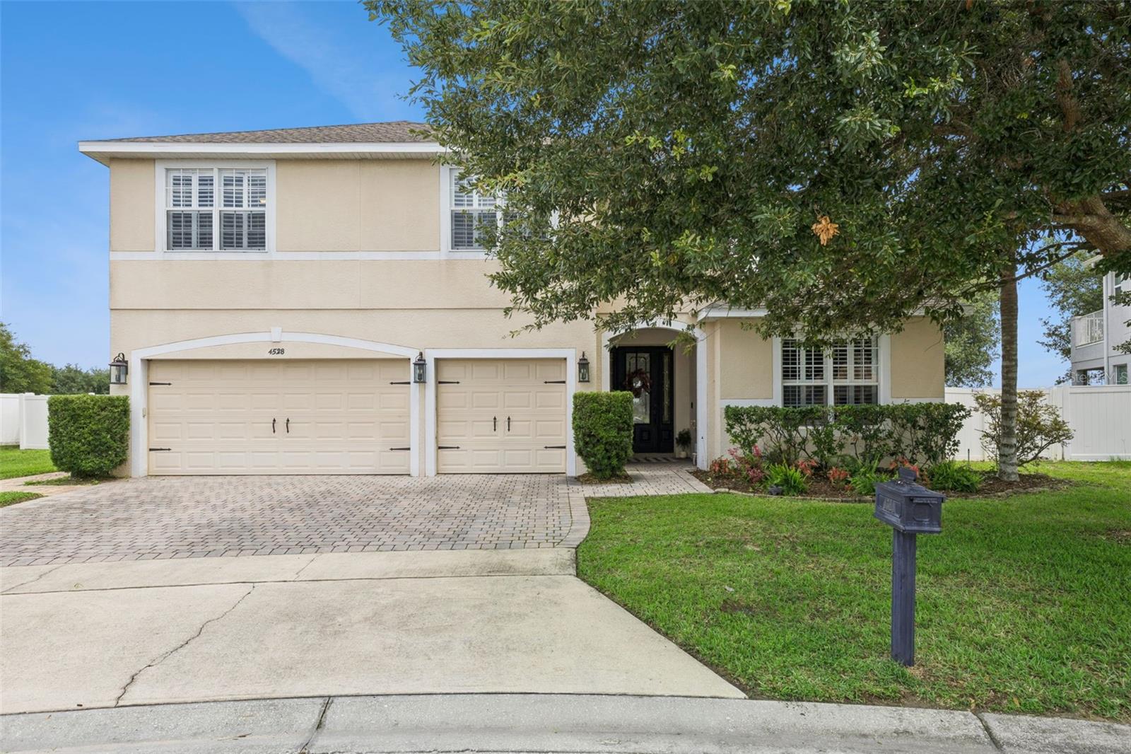 GREATER LAKES PH 01 - Residential