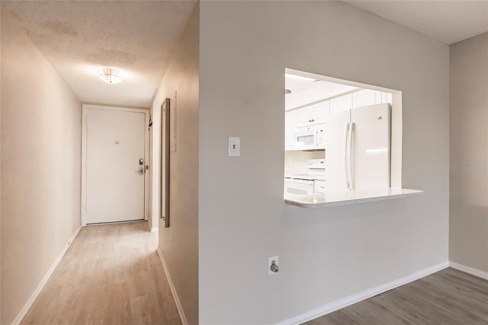 BAYSHORE ON THE LAKE APTS II SEC 2 - Residential