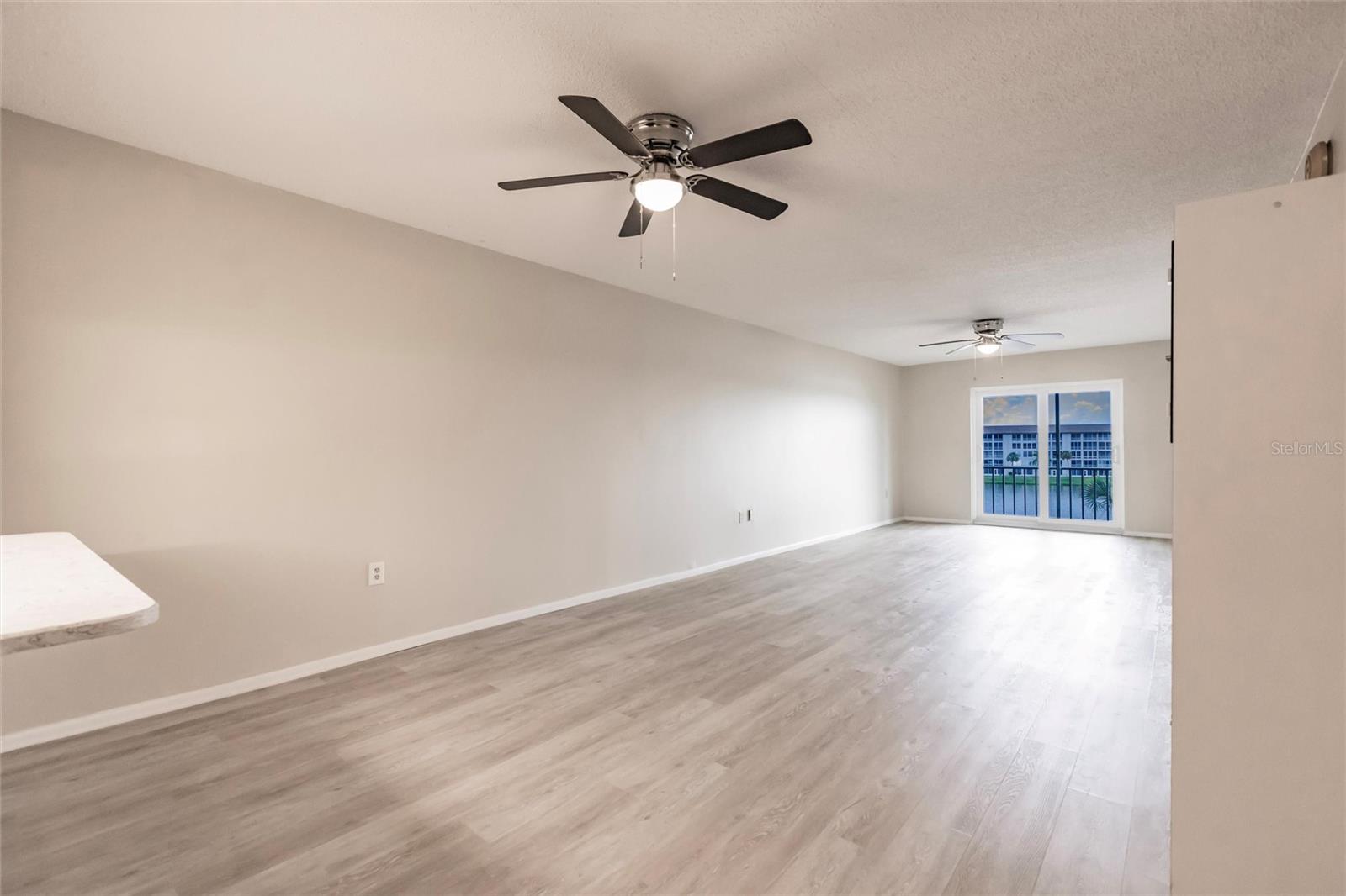 BAYSHORE ON THE LAKE APTS II SEC 2 - Residential