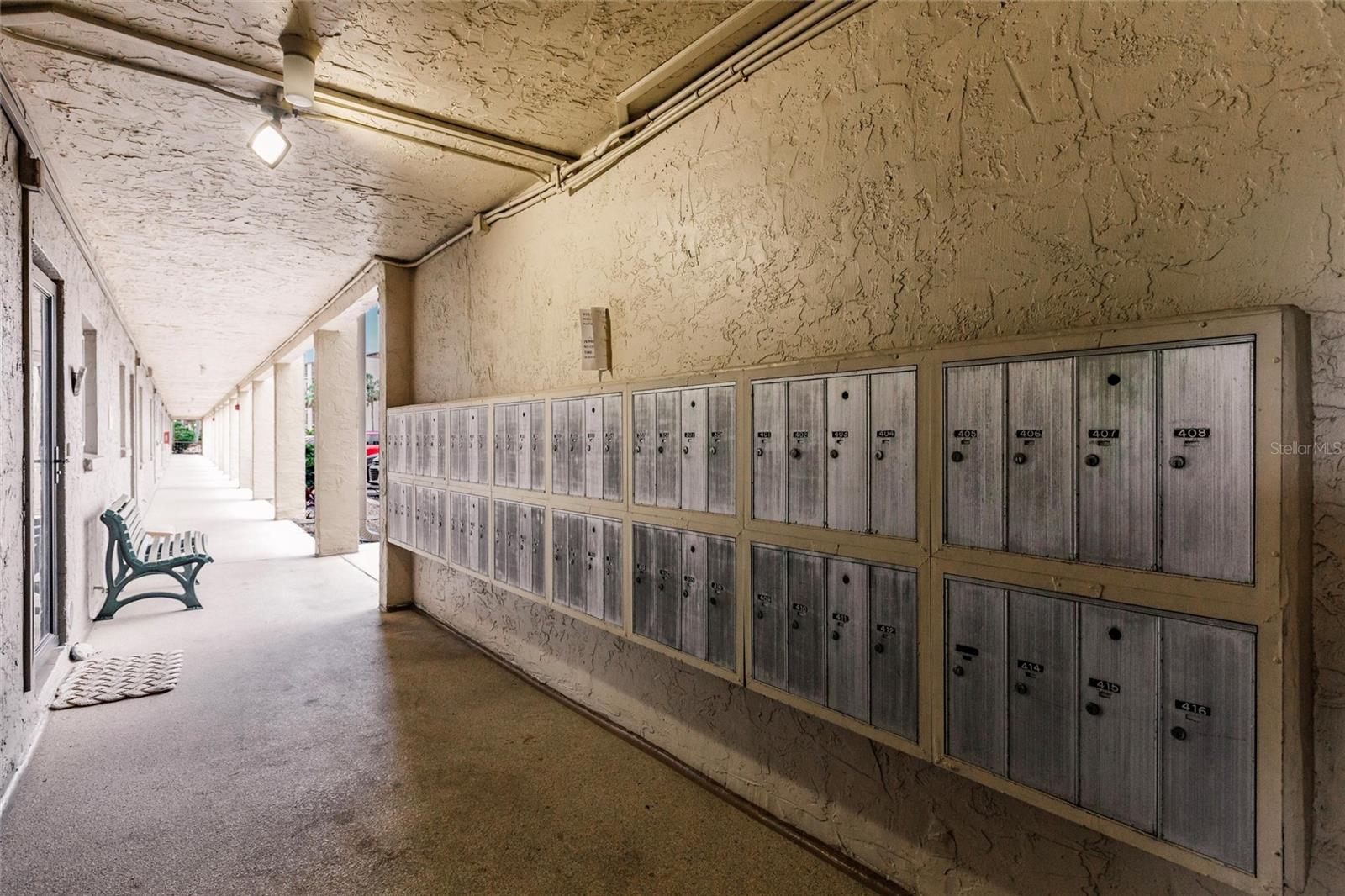 BAYSHORE ON THE LAKE APTS II SEC 2 - Residential