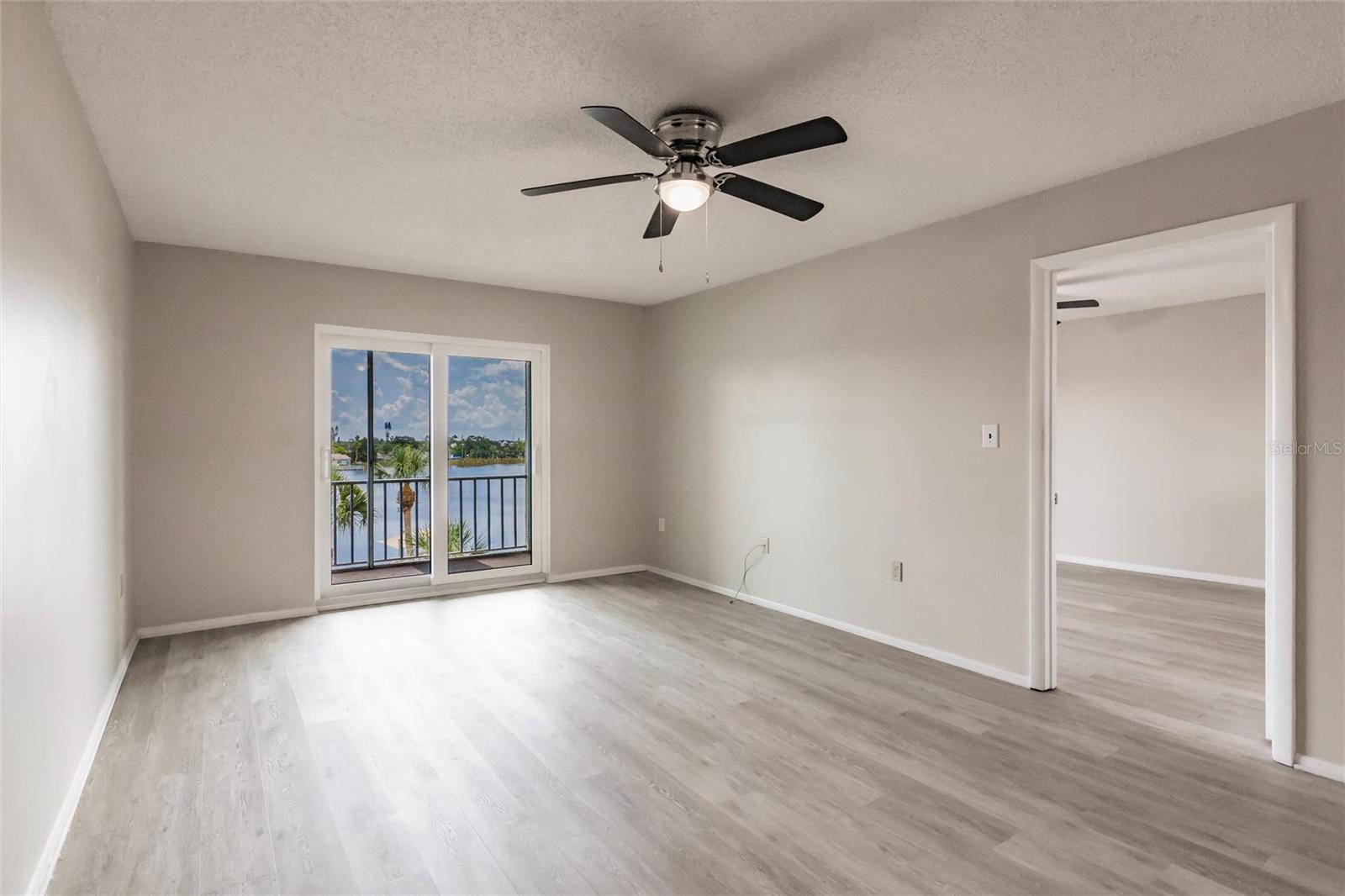 3635 LAKE BAYSHORE DRIVE J-410
