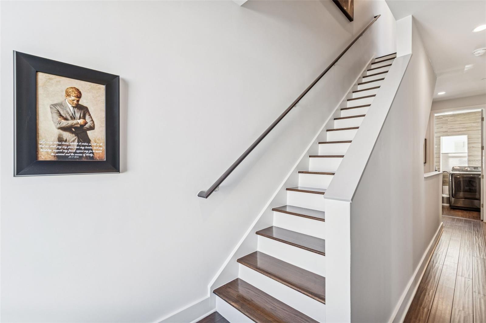 SOUTH MACDILL TWNHMS - Residential