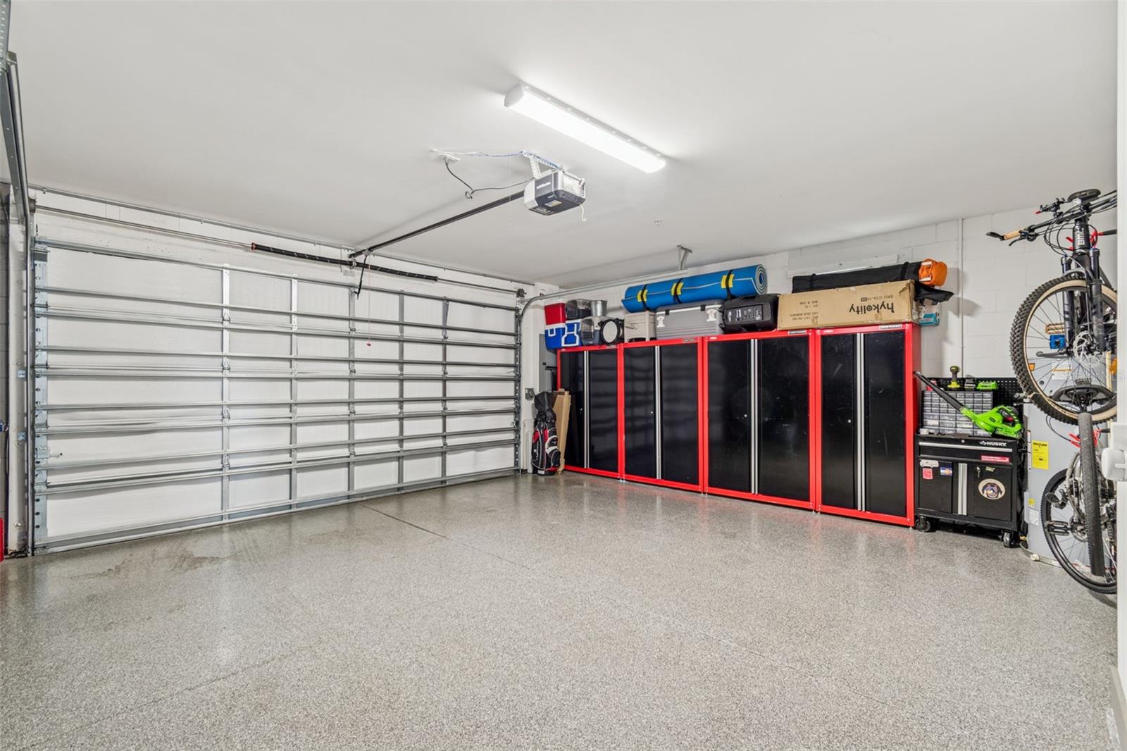 SOUTH MACDILL TWNHMS - Residential