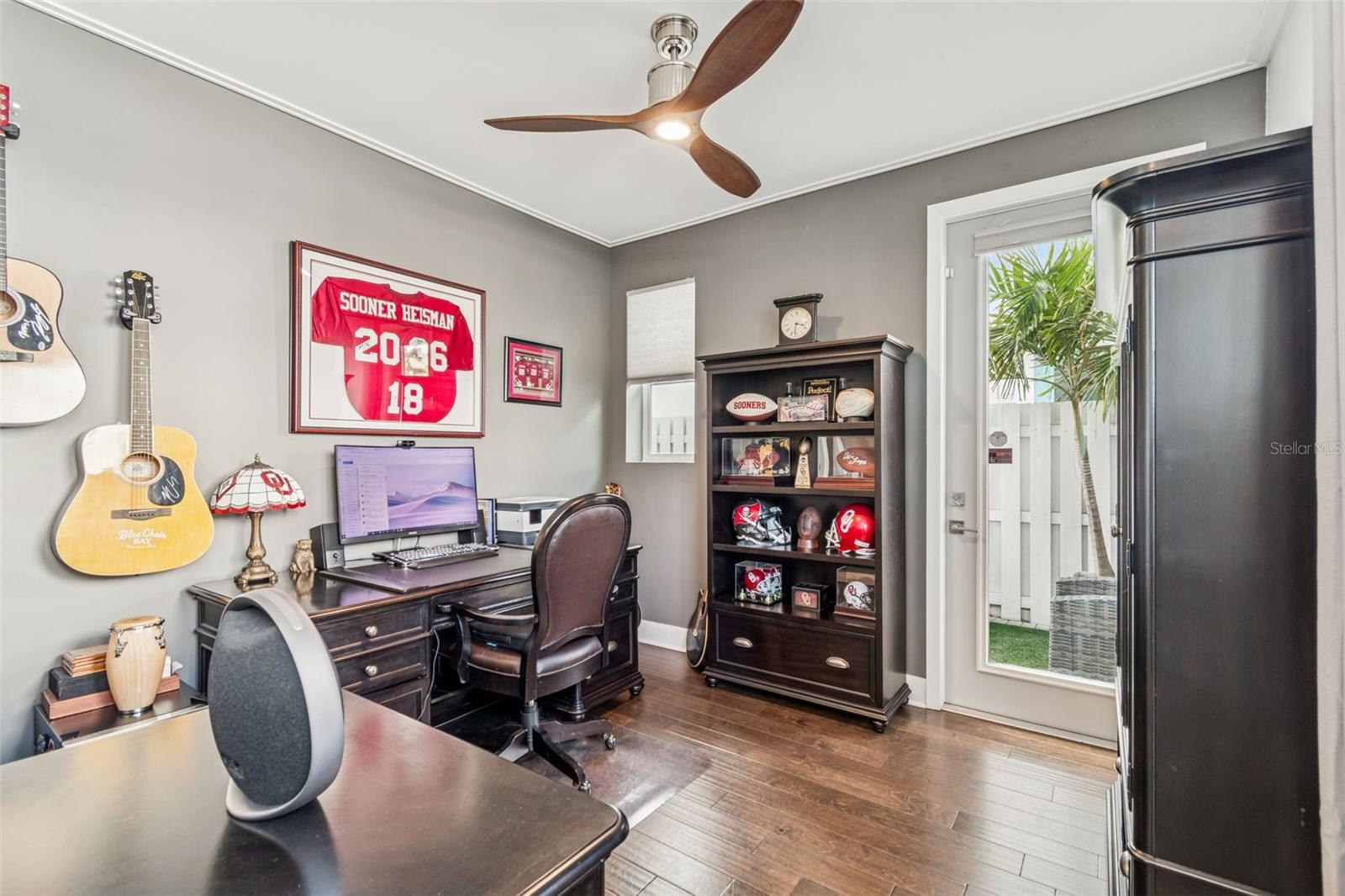 SOUTH MACDILL TWNHMS - Residential