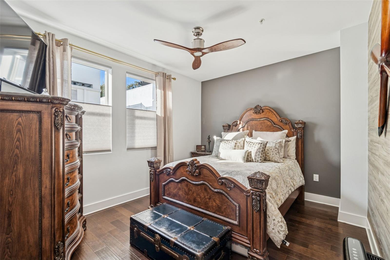 SOUTH MACDILL TWNHMS - Residential