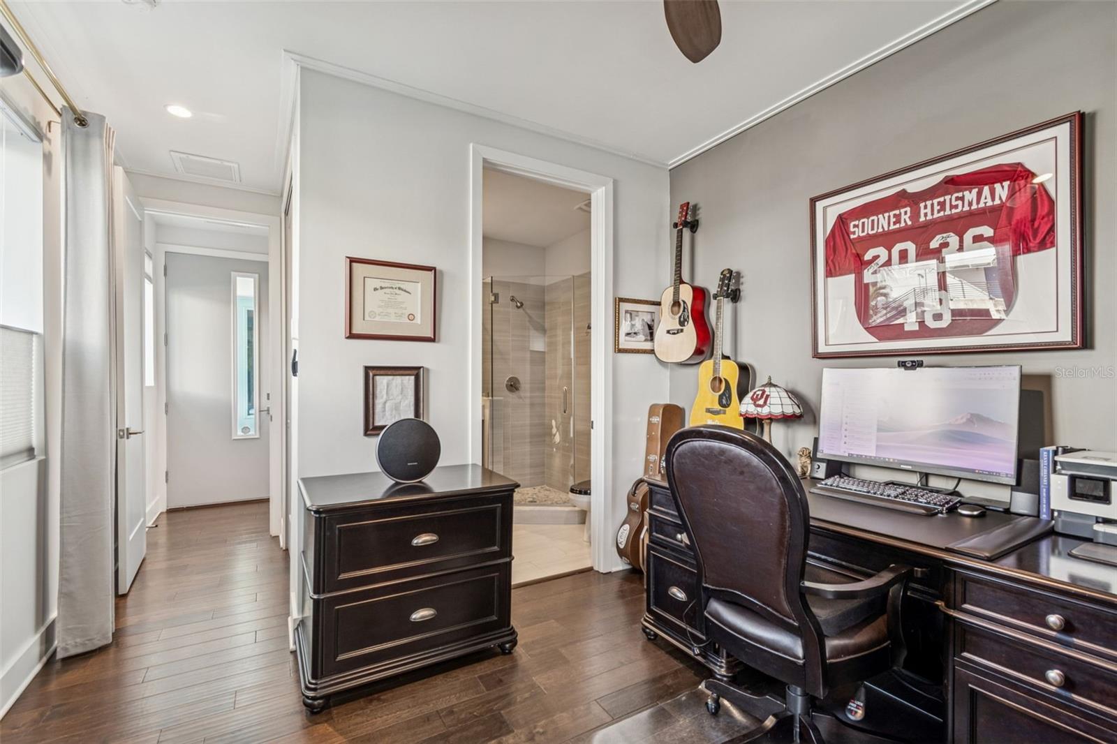 SOUTH MACDILL TWNHMS - Residential