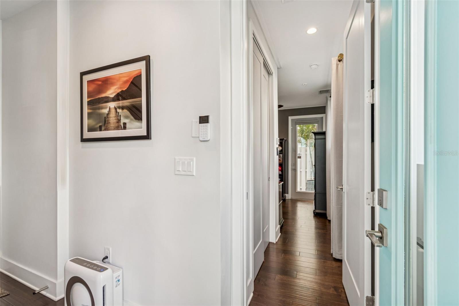 SOUTH MACDILL TWNHMS - Residential